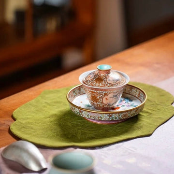 Pastel High-End Luxury covered bowl