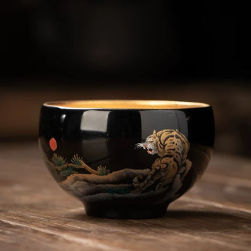 Hand-drawn Tiger Roar teacup