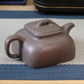 Gu Leng Grey