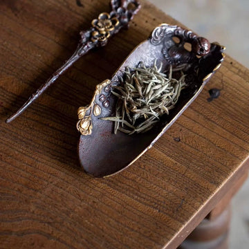 Relief Plum Blossoms tea scoop