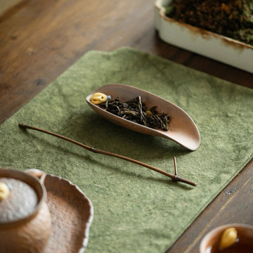 Buddha's Hand tea scoop