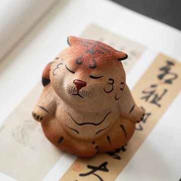 Sitting Tiger tea pet