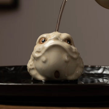 Three-legged Golden Toad tea pet