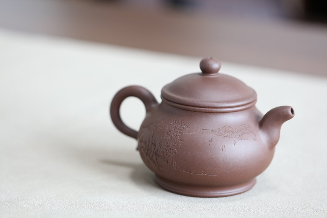 Carved Ci Yi