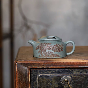 Eagle teapot