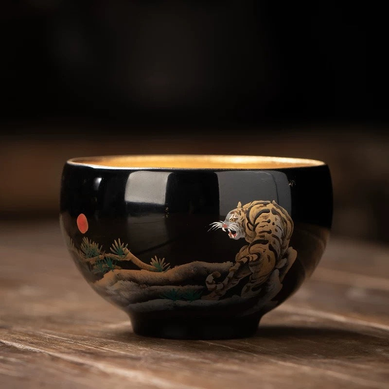 Hand-drawn Tiger Roar teacup