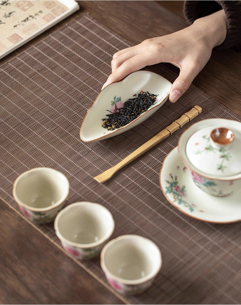 Ceramic Peony tea scoop