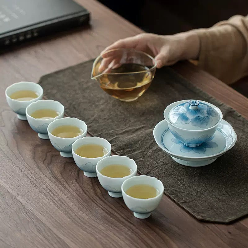 Hand-Painted Tea Sets suit