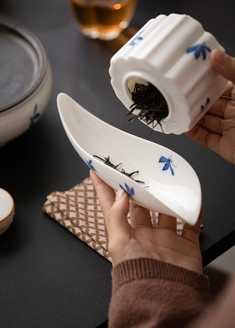 White Porcelain tea scoop