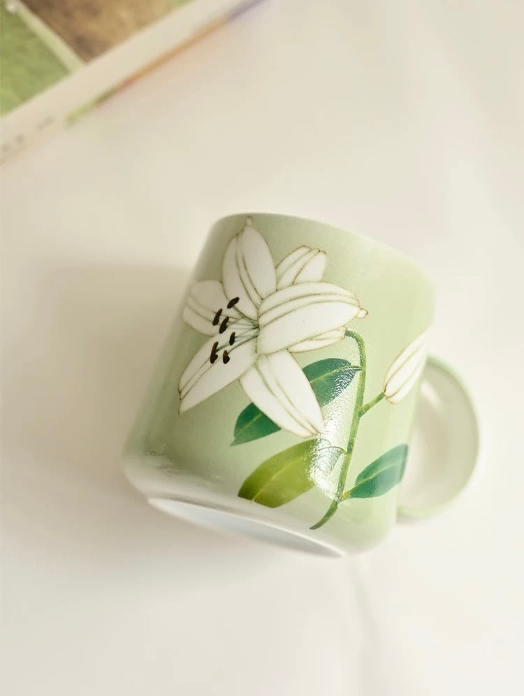 Lily mug