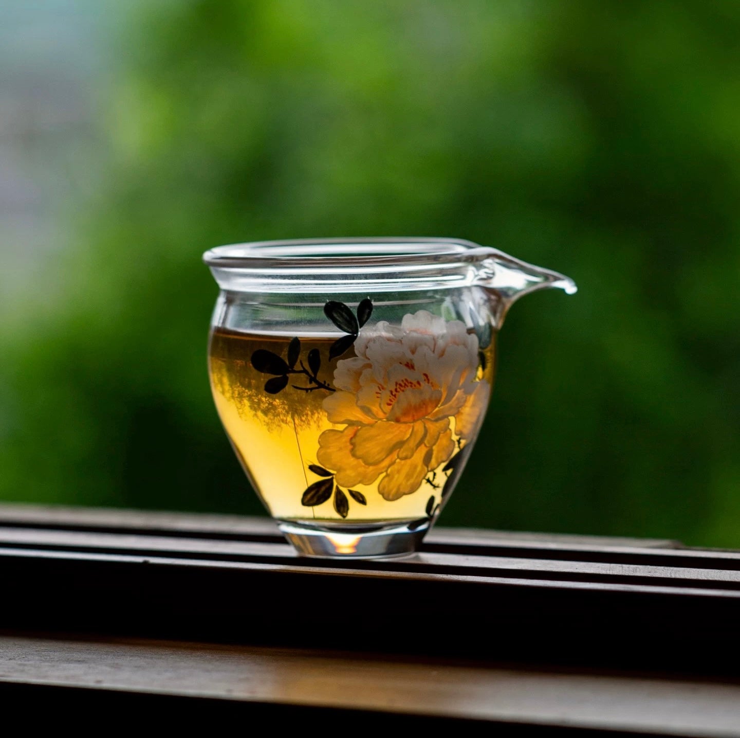 Glass Peony fair cup