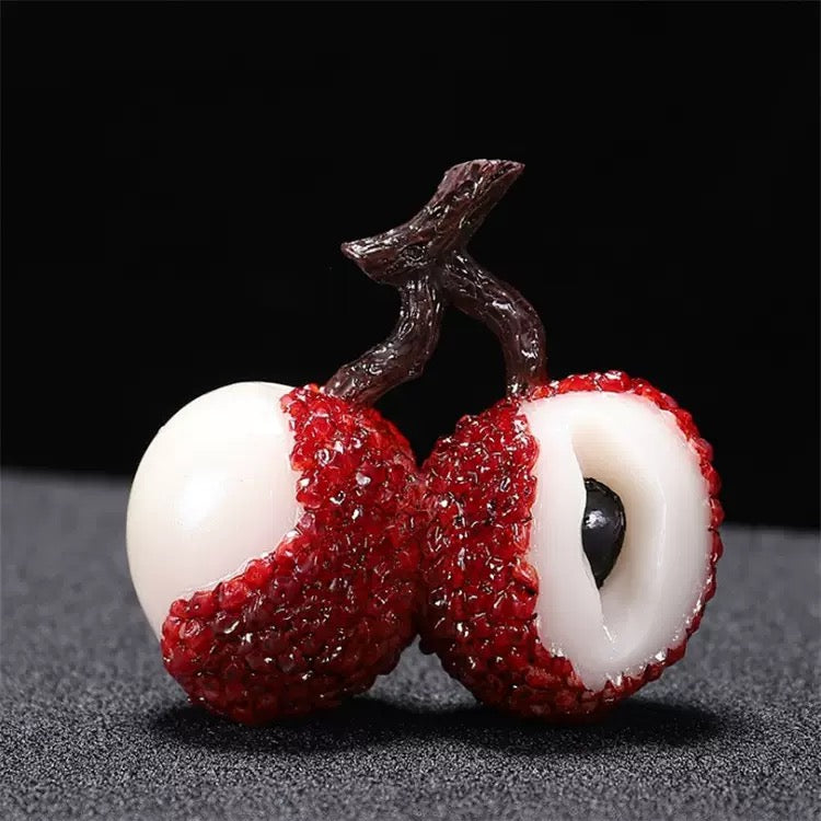 Color-changing Lychee tea pet