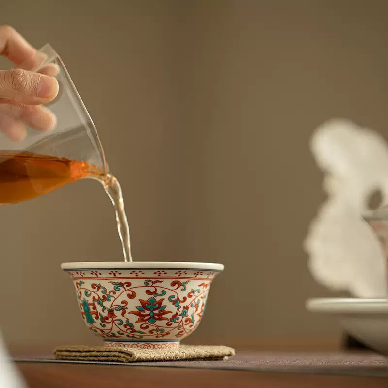 Entangled Branches teacup