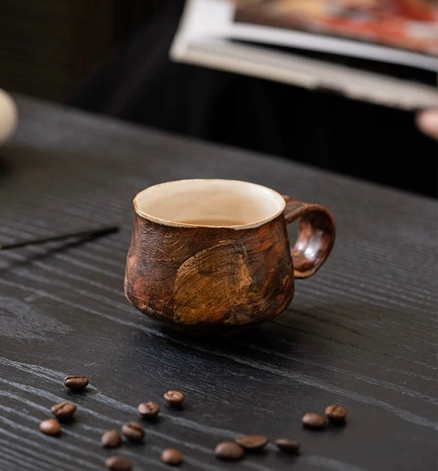 Coarse earthenware mug