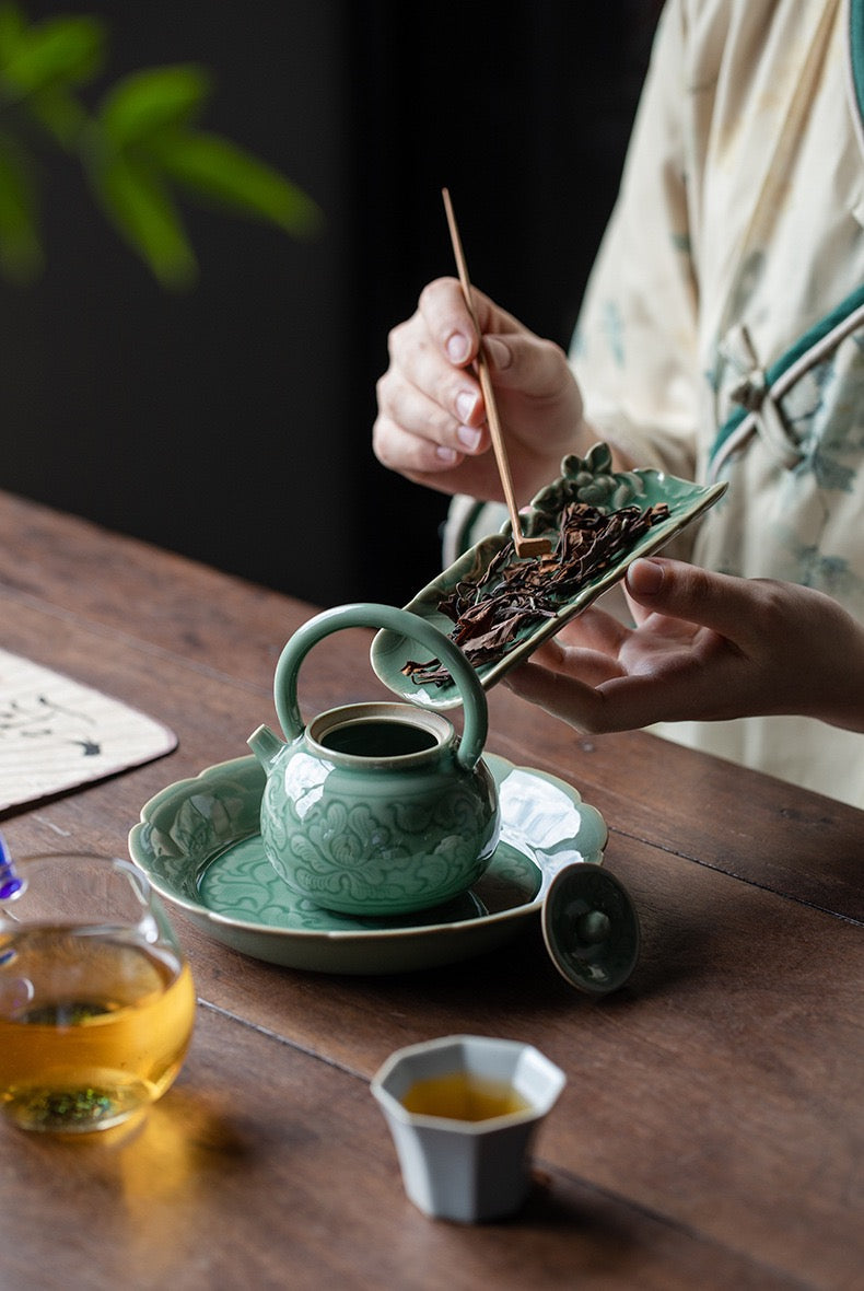 Relief Lotus Flowers tea scoop