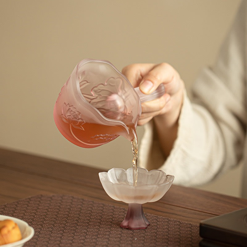 Relief fair cup