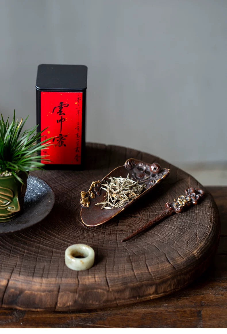 Relief Plum Blossoms tea scoop