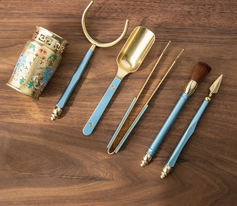 Enamel-colored Copper