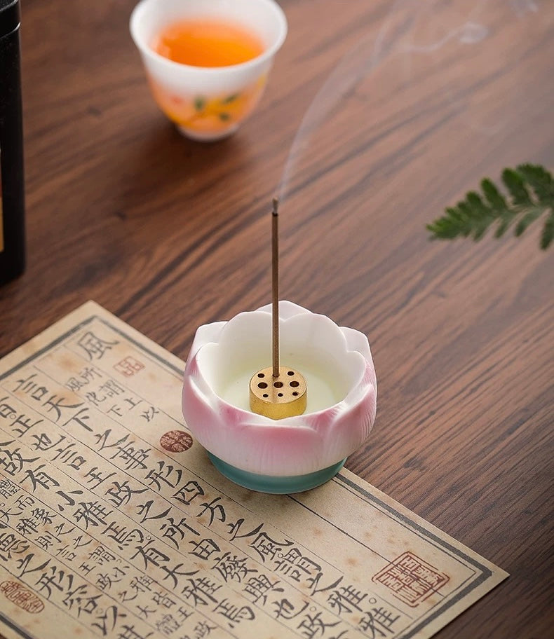Lotus incense burner