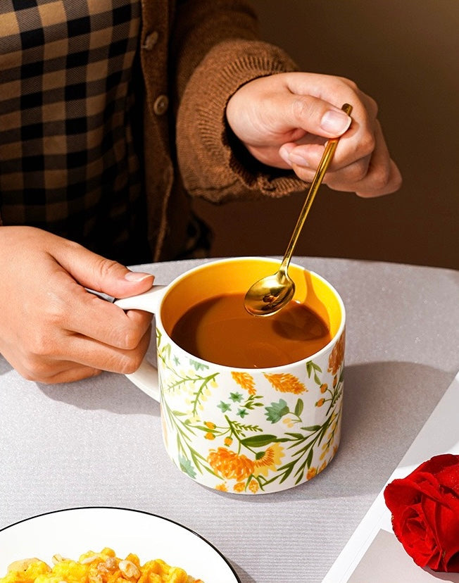 Flower-and-bird mug