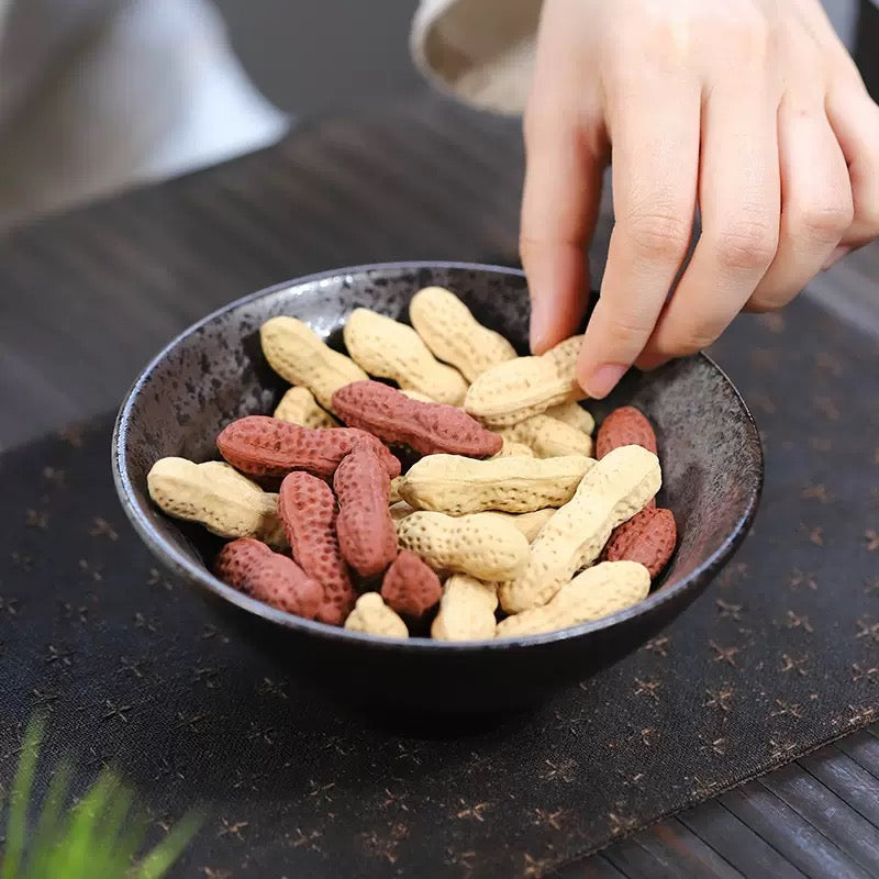 Bionic Peanut tea pet