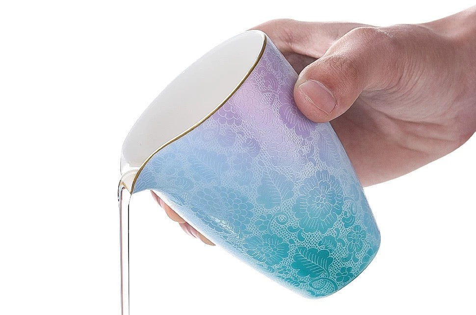 Four-color fair cup