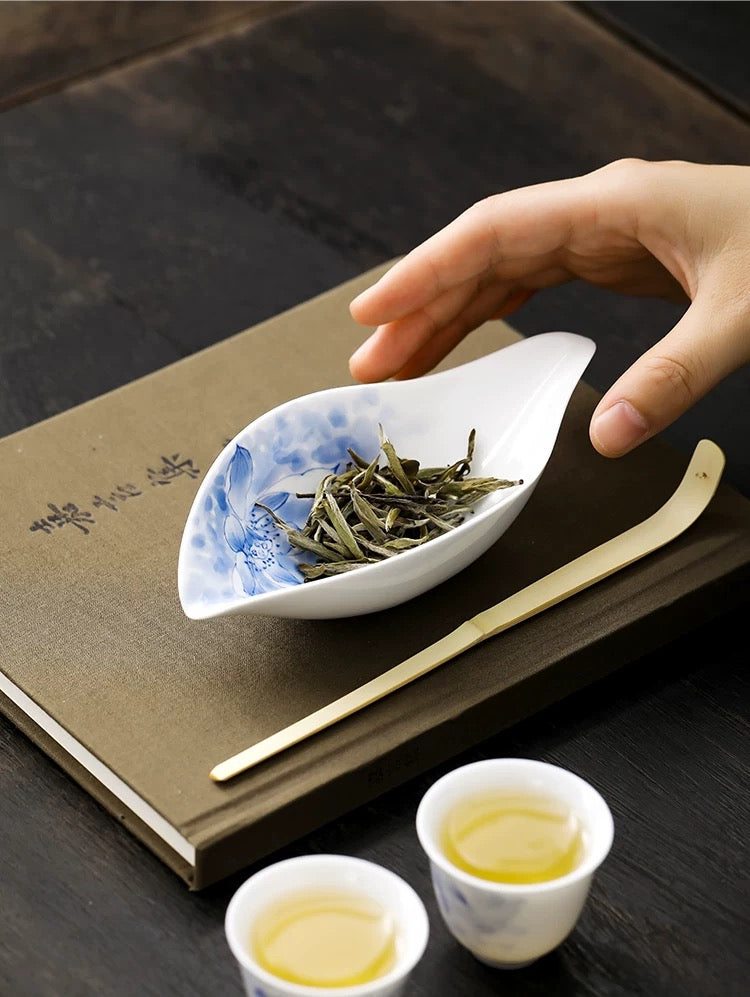 Hand-painted Lotus Charm tea scoop
