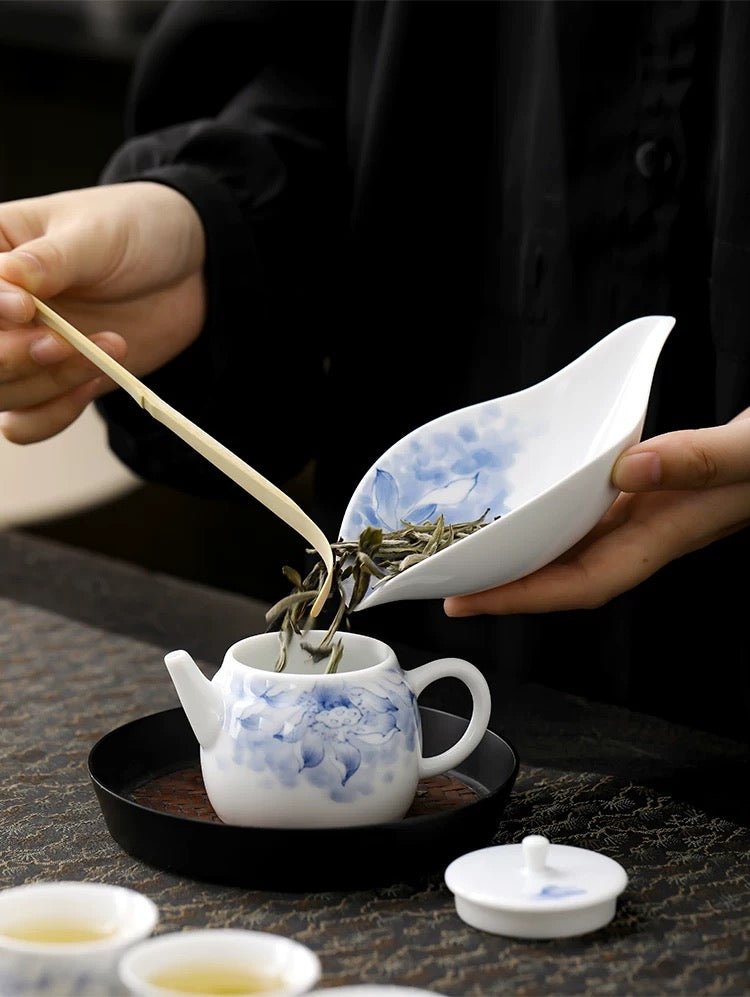 Hand-painted Lotus Charm tea scoop
