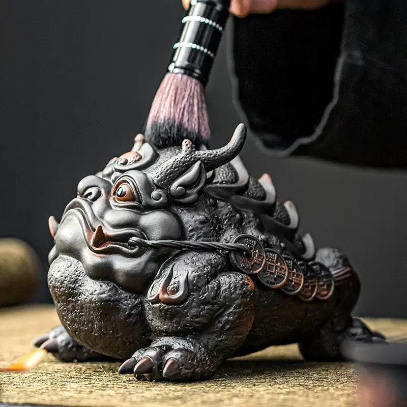 The Golden Toad Spirit Beast tea pet