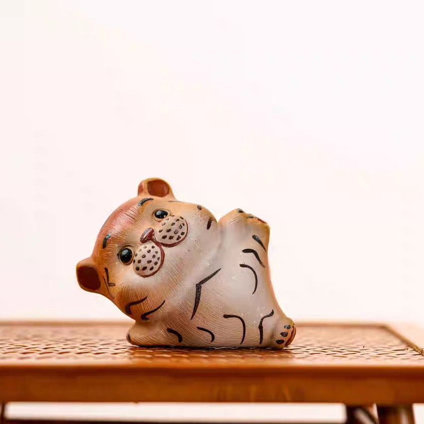 Gymnastic Tiger tea pet