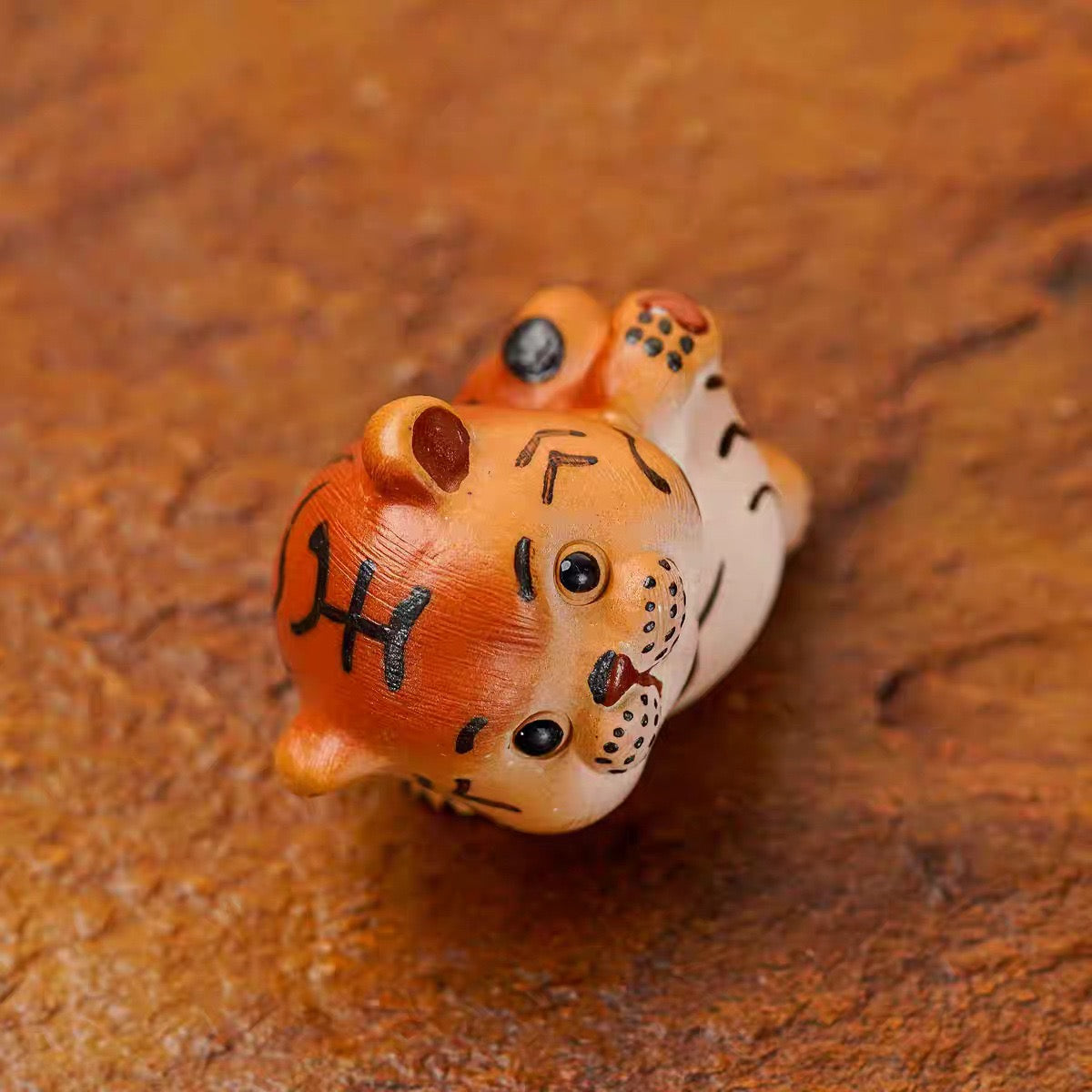 Gymnastic Tiger tea pet