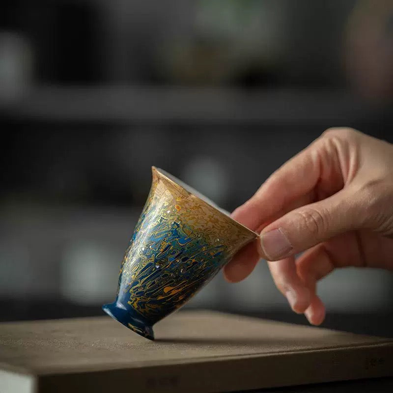 Lacquer teacup