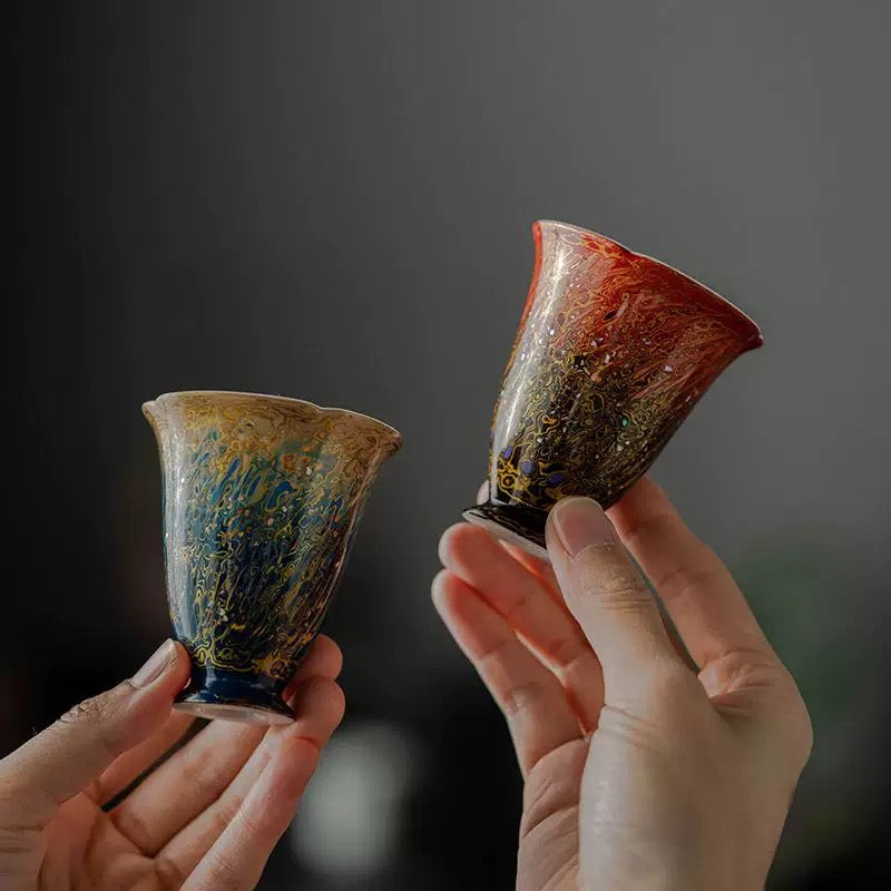 Lacquer teacup