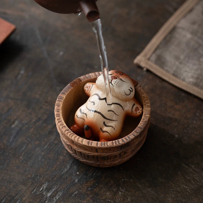 Bathing tiger tea pet