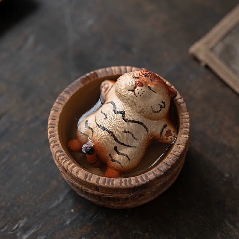 Bathing tiger tea pet