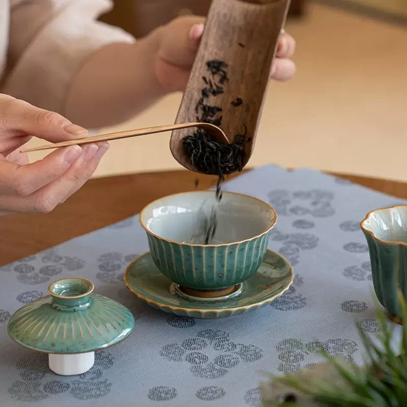Green Ruyi gaiwan
