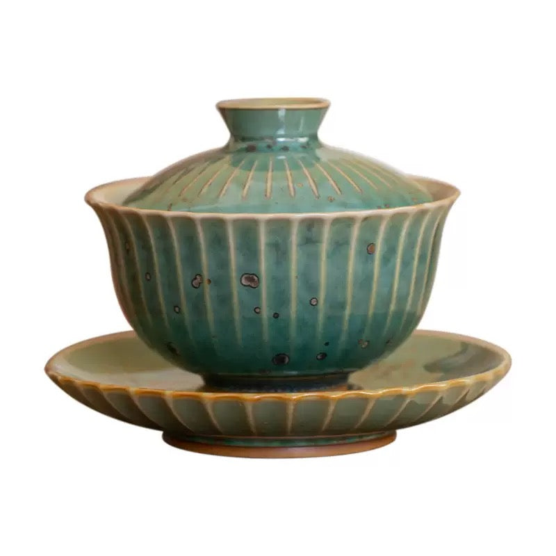 Green Ruyi gaiwan