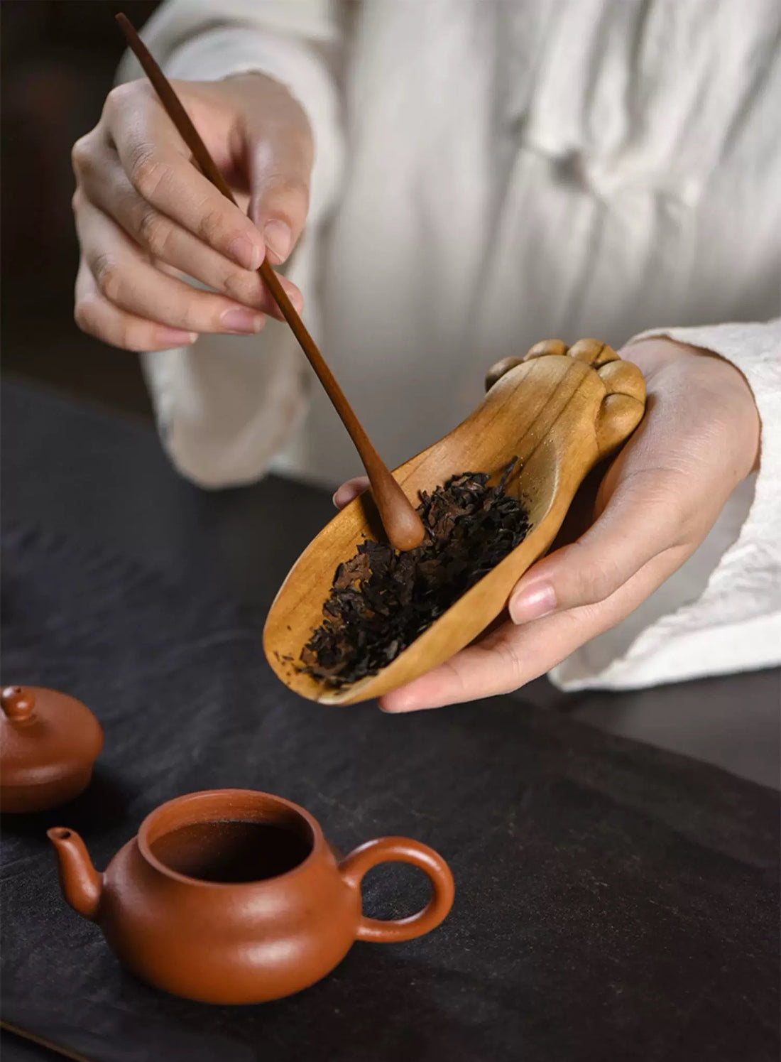 Cat PAWS tea scoop