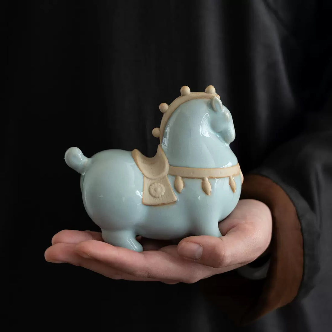 Blue Horse tea pet