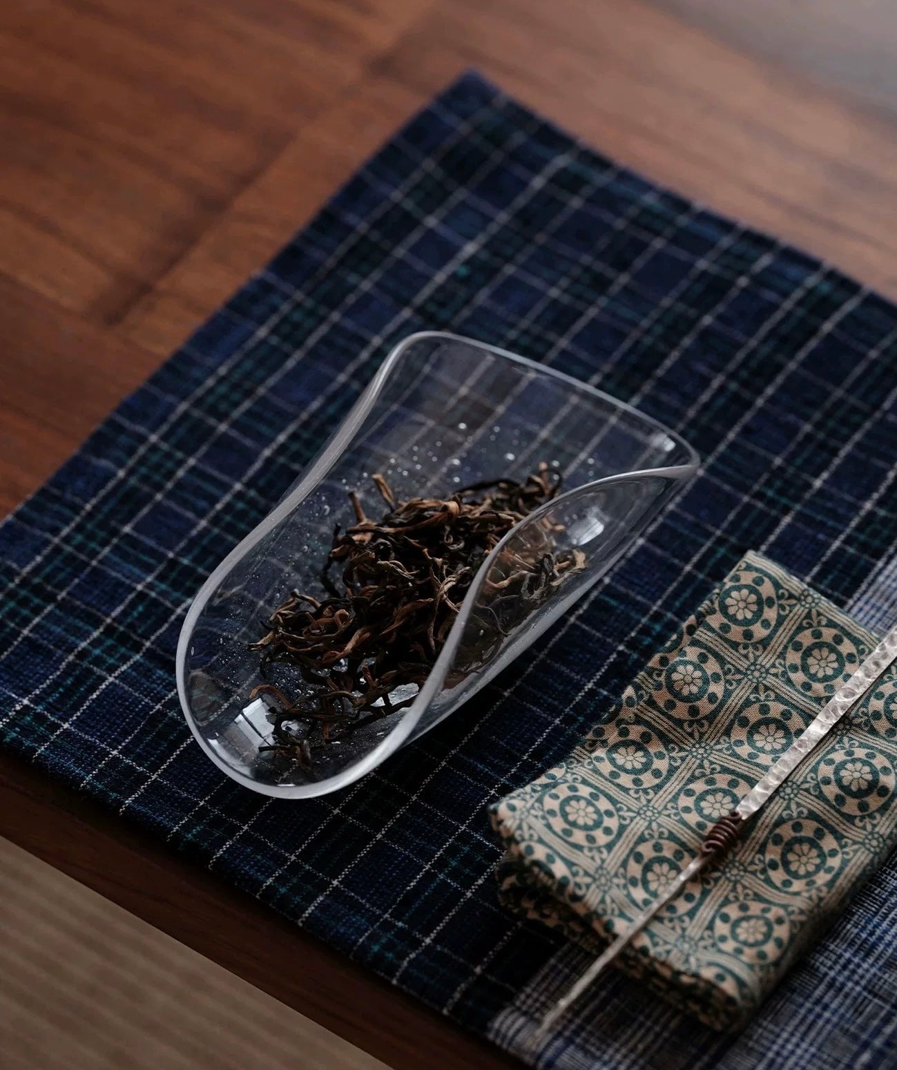 Bubble Glass tea scoop