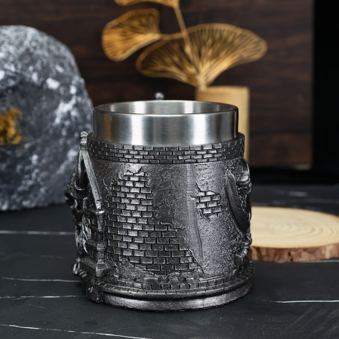 Knight mark cup