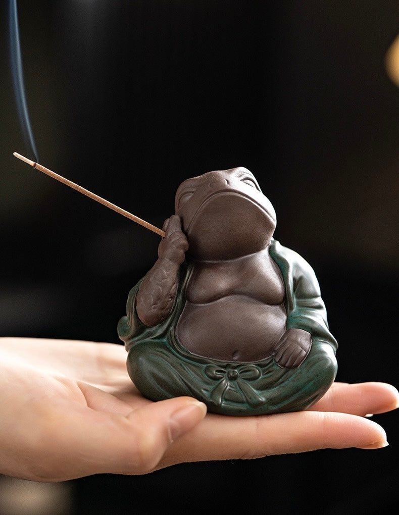 Master Frog incense burner