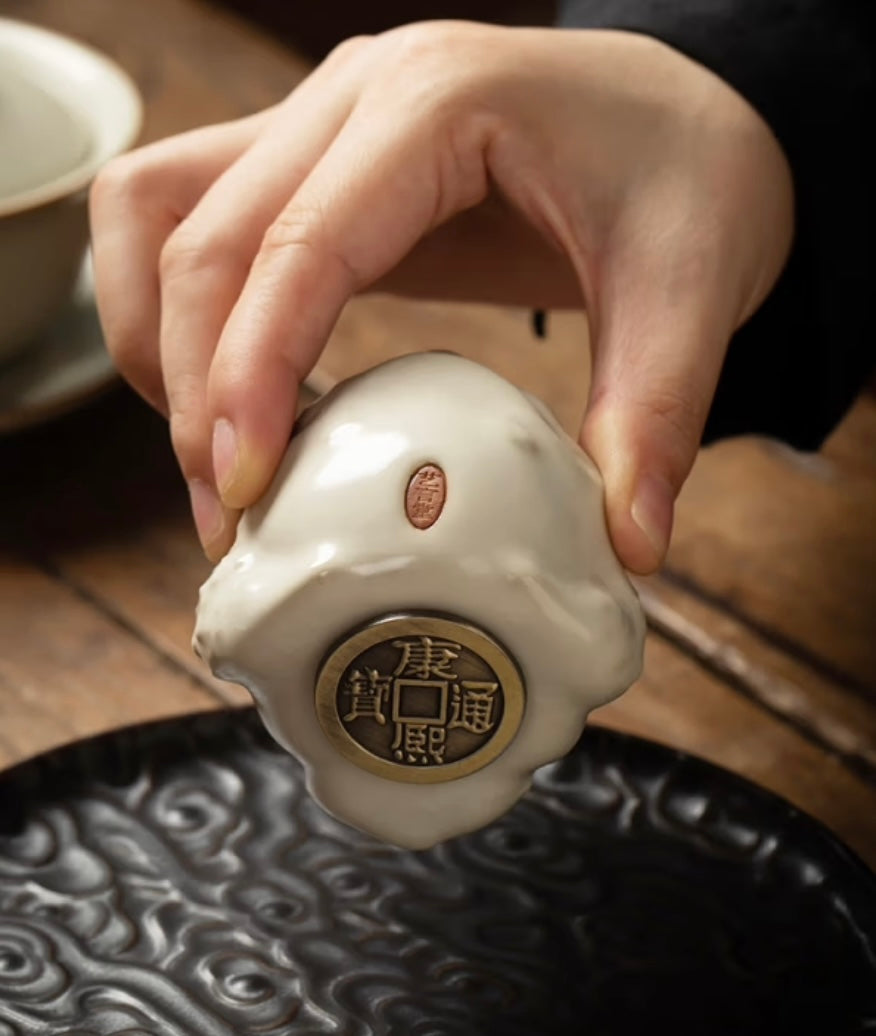 Three-legged Golden Toad tea pet