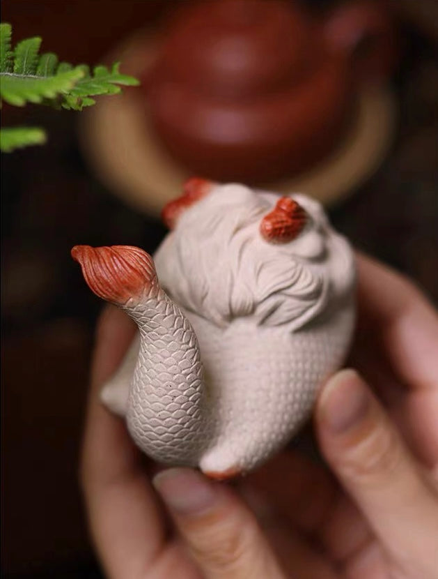 Little White Dragon tea pet