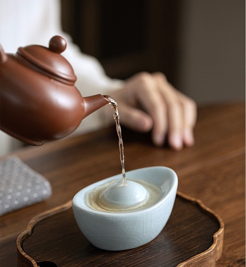 Ingot tea pet