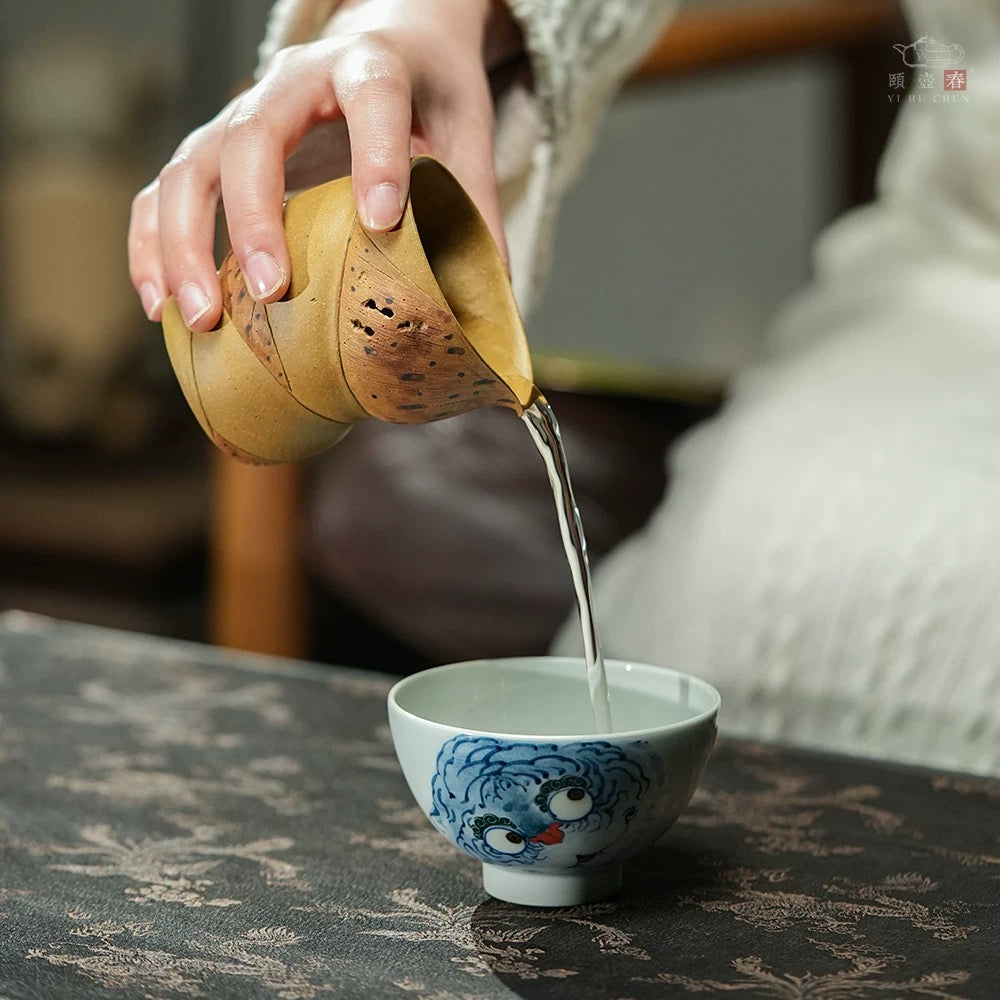 Yi Hu Chun Alien fair cup
