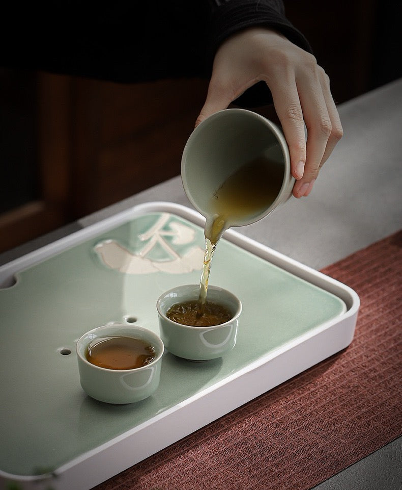 Ginkgo leaf tea tray