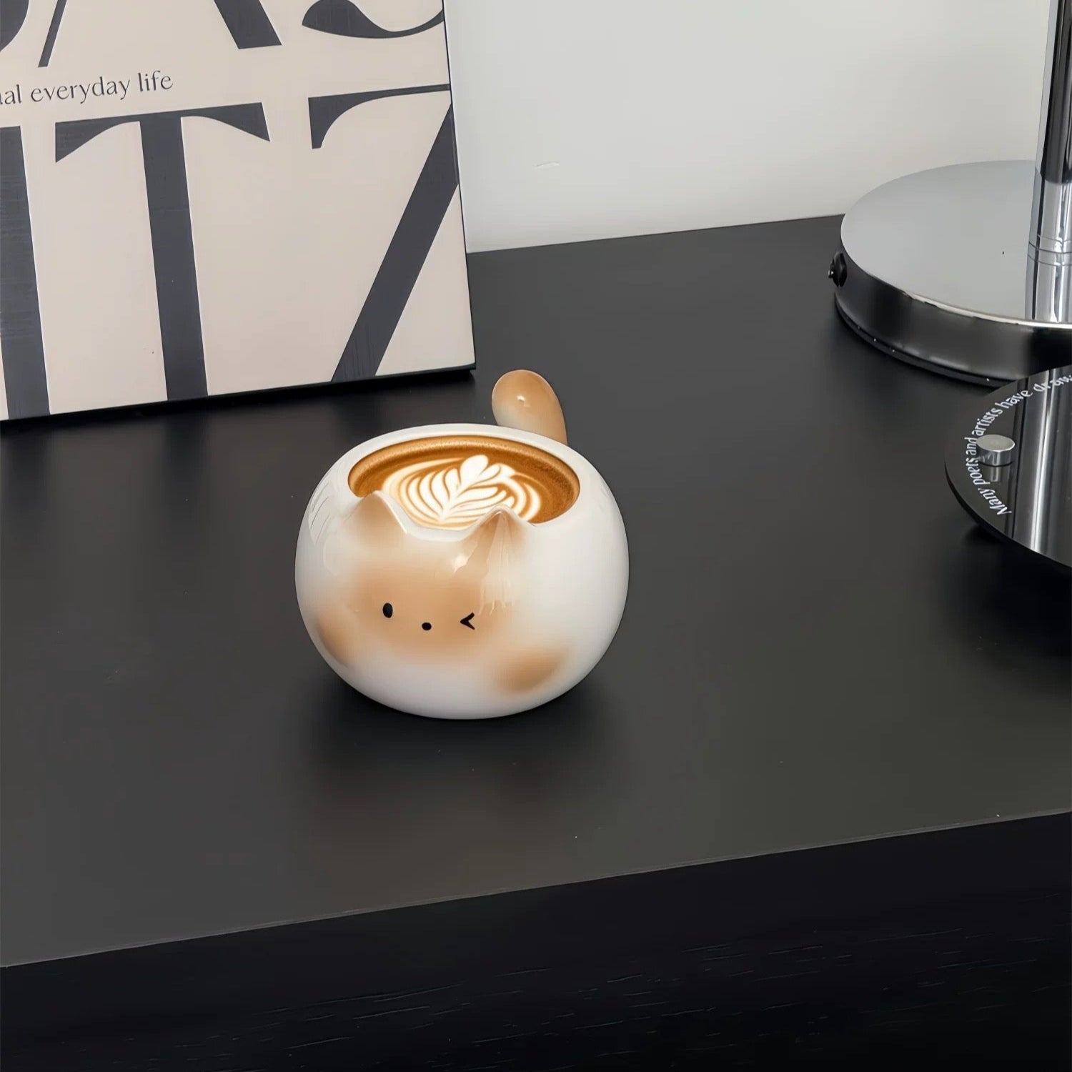 Cute Folding Cat mug